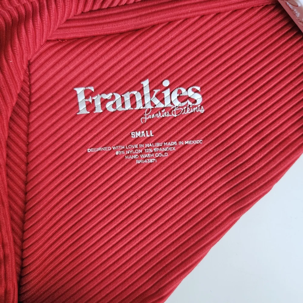 NWT Frankies Bikinis Set - Willa top, Gavin bottom - Cherry Red Small